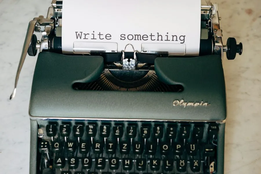 Photo common blogging mistakes writing consistently